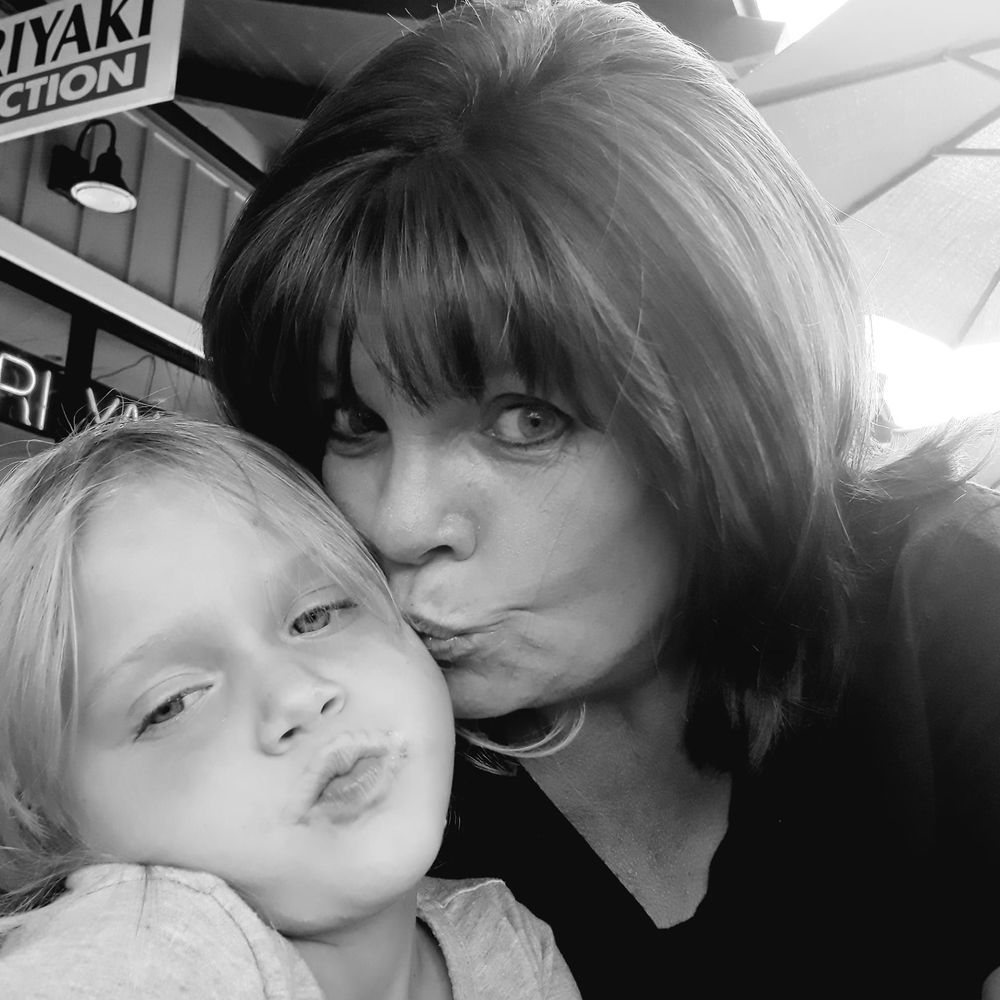 Meet your Posher, Kelly